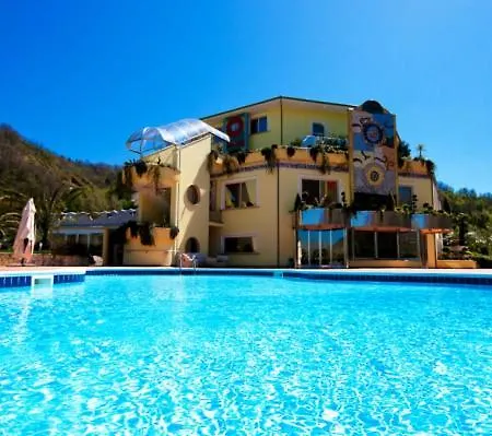 L'isola Di Aurora Hotel 5*
