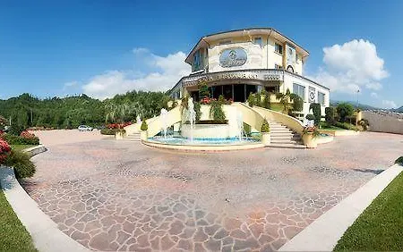 Hotell L'isola Di Aurora 5*