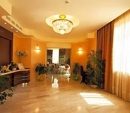 Hotel L'isola Di Aurora 5*