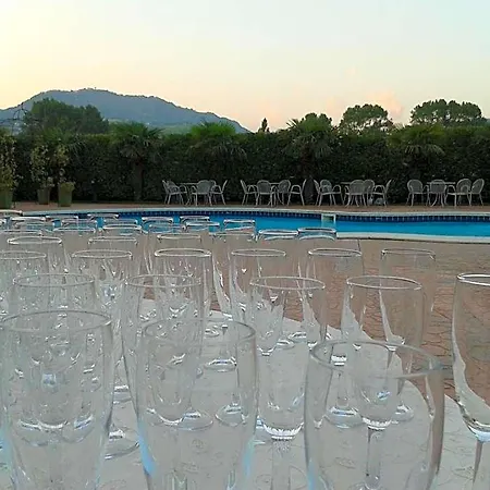 Hotel L'isola Di Aurora Martirano