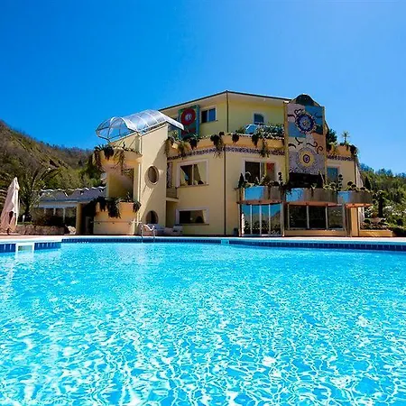 L'isola Di Aurora 5*