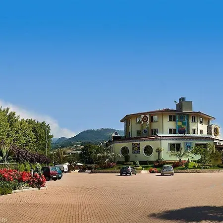 L'isola Di Aurora Hotel 5*