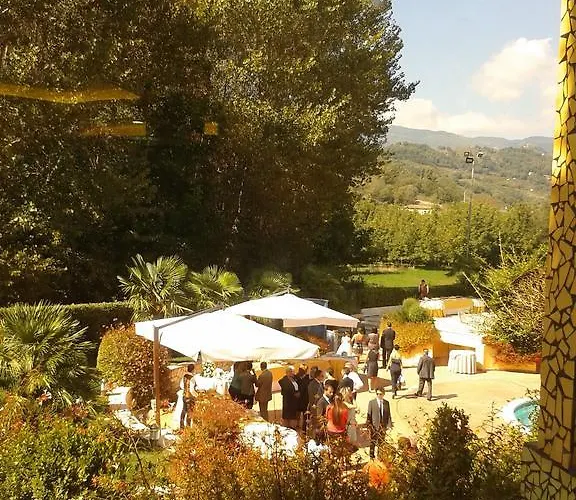 L'isola Di Aurora 마르티라노