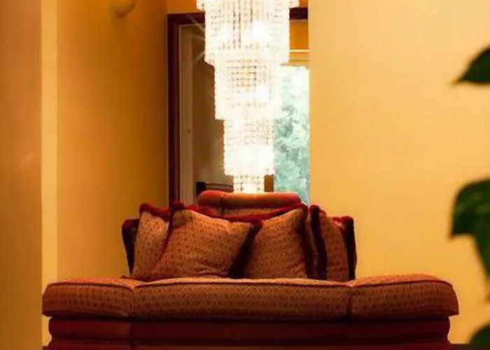 L'isola Di Aurora 마르티라노